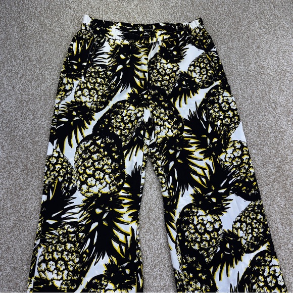 Tropical Pineapple Print Pants Womens size Small - Picture 2 of 8